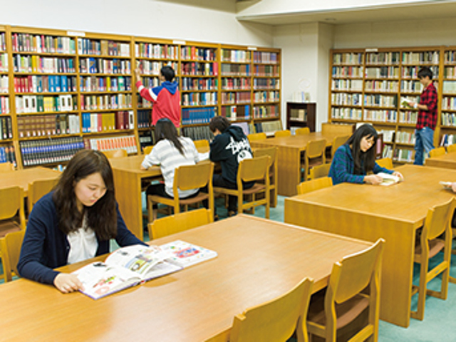 東北文教大学短期大学部の図書館