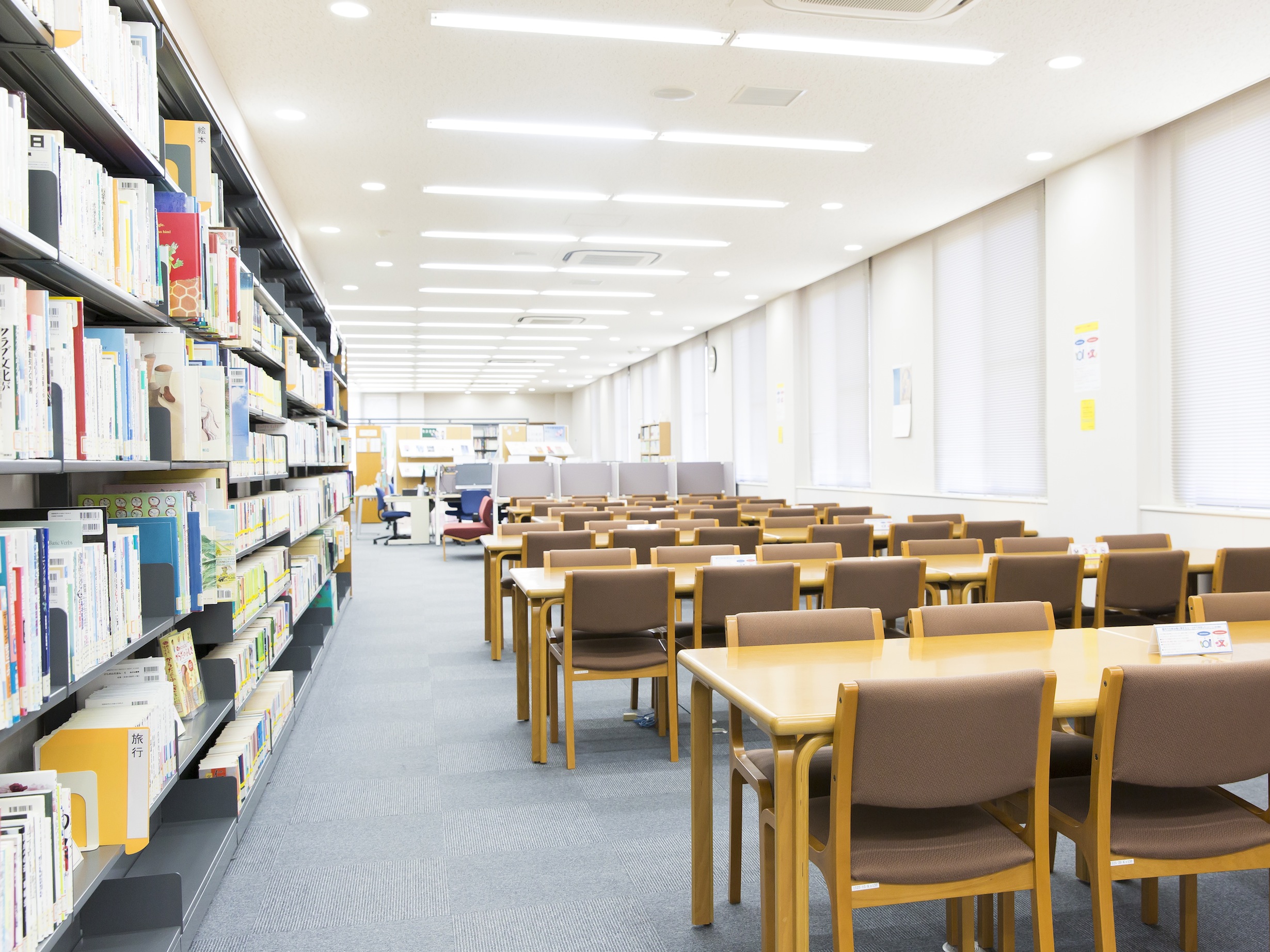 福岡女学院看護大学の図書館