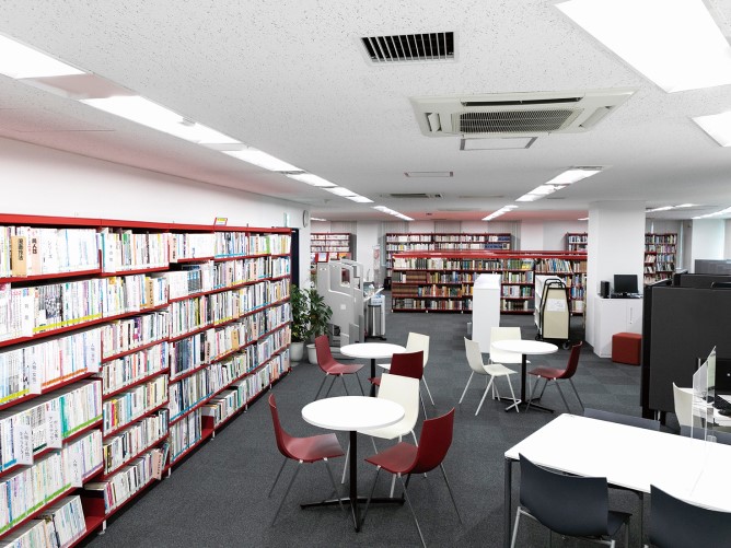 宝塚大学　東京新宿キャンパス