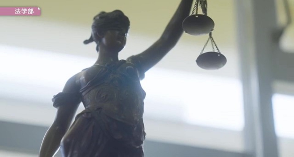 沖縄国際大学の紹介動画