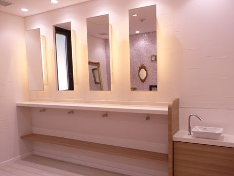 桃山学院大学のパウダールーム