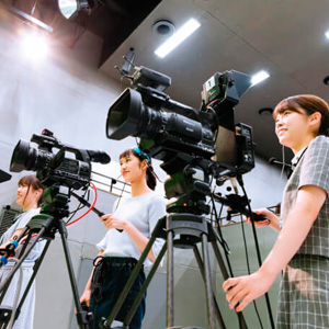 情報デザイン学科
