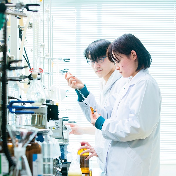 応用化学生物学科