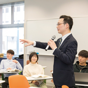 経営学部(2年次から学科所属)