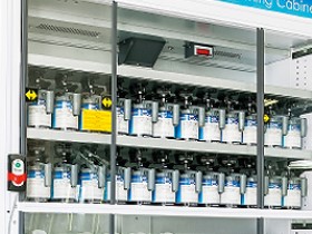 【水性塗料】今後、無害な水性塗料が義務化すると考えられており、企業よりいち早く導入し、あらゆる塗装技術が学べます。