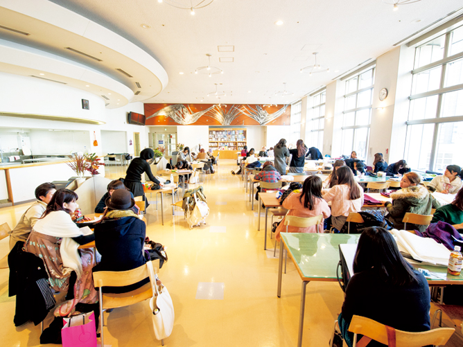 学生ホール