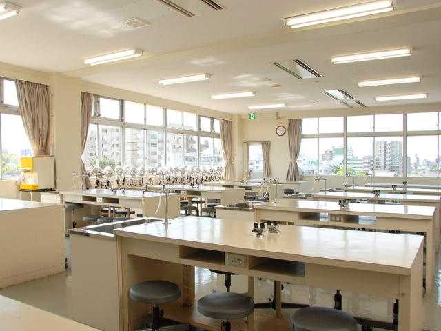 4F基礎実習室