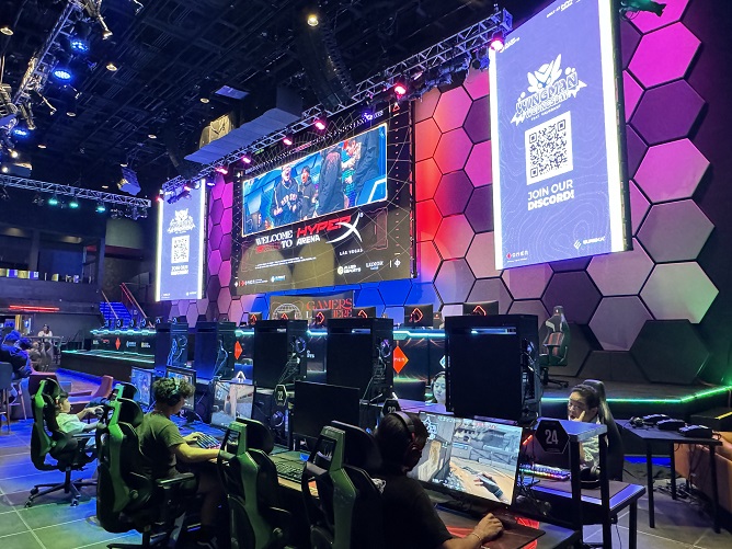 ラスベガスでは世界最高峰のesports施設「HyperX」を視察しました！