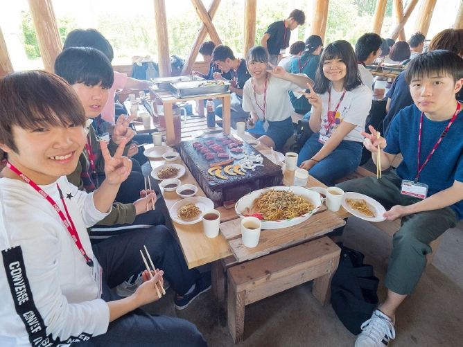 大阪医療スポーツ専門学校の研修旅行