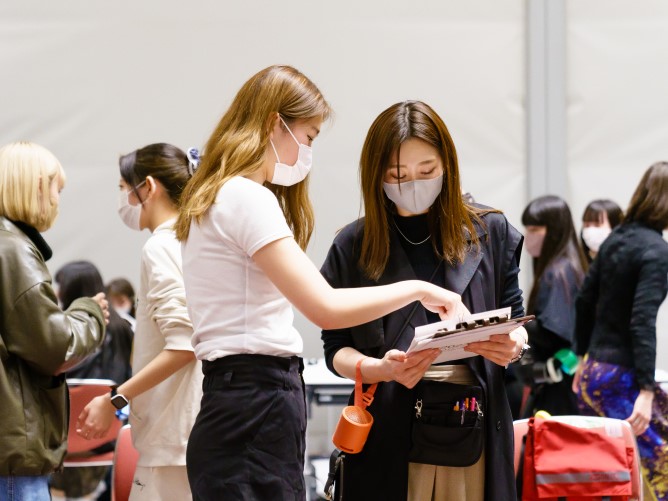 大阪文化服装学院のcampusgallery