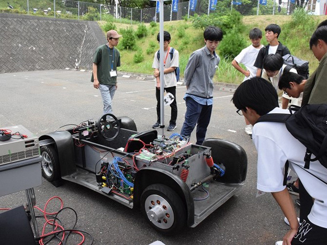 東北大学サイエンスキャンパス
「東北大学工学部オープンキャンパスラボツアー2024」1