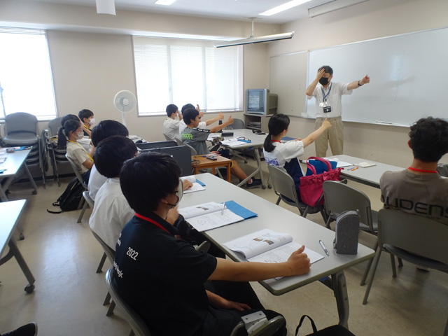 ひらめき☆ときめきサイエンス～ようこそ大学の研究室へ～KAKENHI
高齢者をアシストする知能システム・デザインとIoT技術【全２回】2