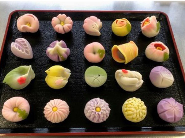 本格的な和菓子作り教室
～ 練り切りを作ろう ～2