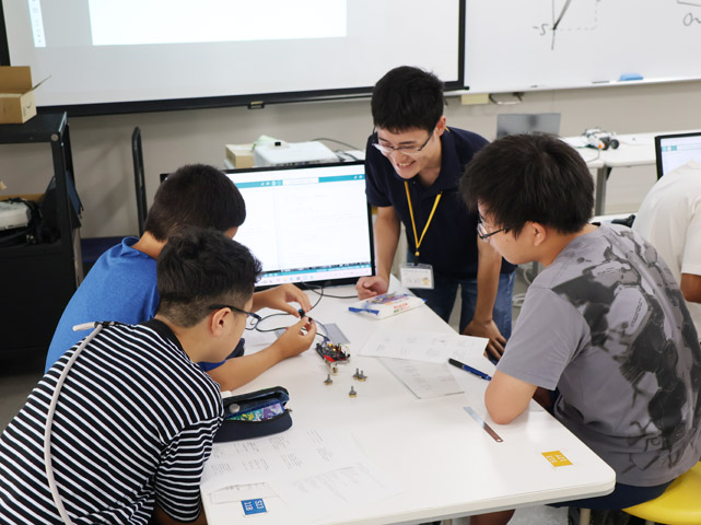 2026年度南山大学小・中学生向け講座
「大学で、未来の自分を探してみよう！」（全4回）3