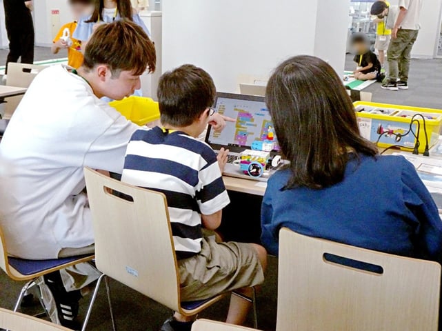 夏休み自由研究教室
～ロボットでプログラミングを学ぼう～2