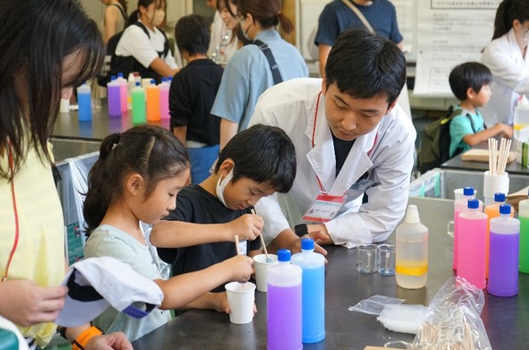 夏休み子ども理科実験・工作教室2