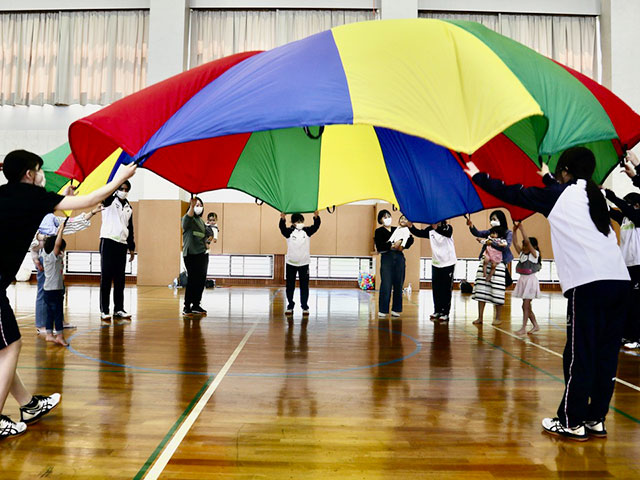 西短大の体育館であそぼう！／楽動塾
3