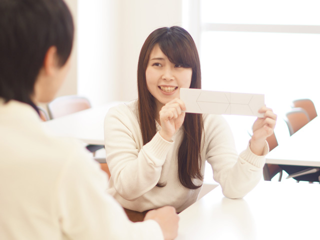 小中学生のための心理学体験講座
ふれて学ぼう！“こころのフシギ”2