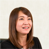 阪根 嘉苗さん